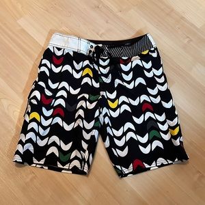 Quicksilver boardshorts, size 29
